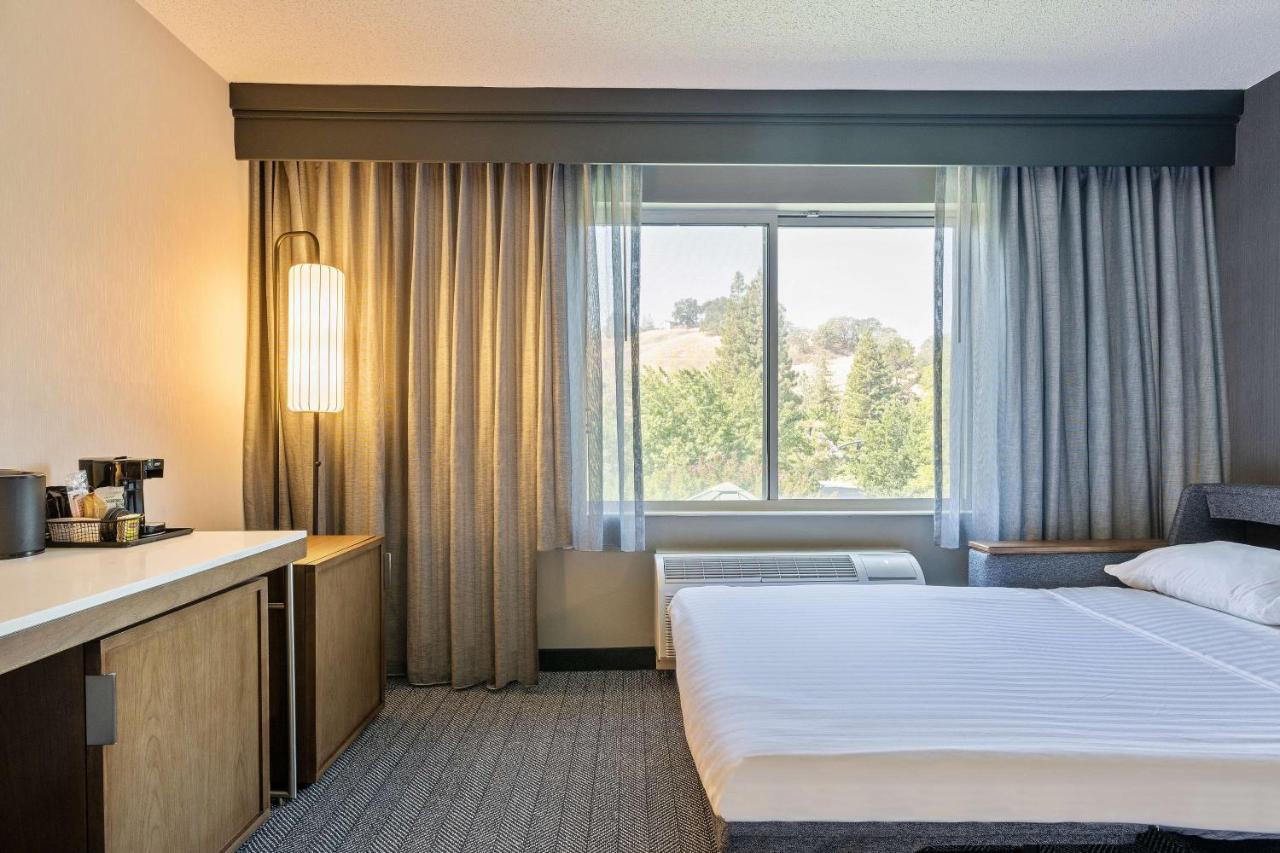 Sonesta Select San Ramon Hotel Exterior photo
